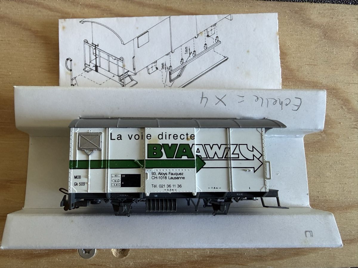 Bemo Modelleisenbahnen: Wagon Bemo MOB BVA  – Defekt aus Morrens VD von YannD02