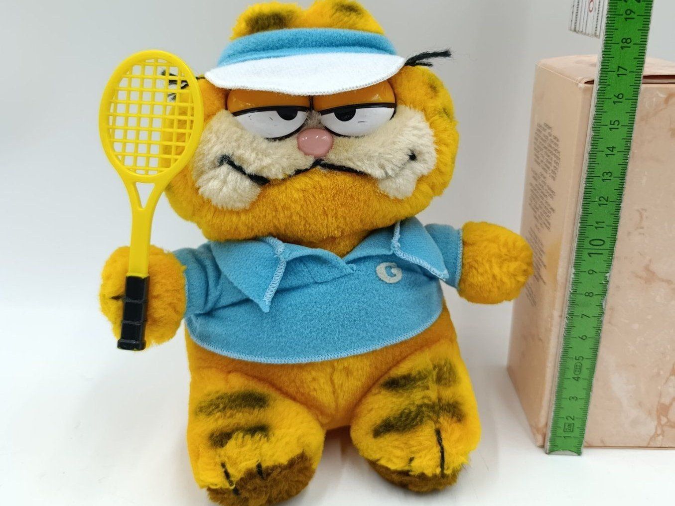 Spielzeuge: Garfield Plüschtier DAKIN 70er Jahre – Gebraucht aus Wil SG von Donaldus