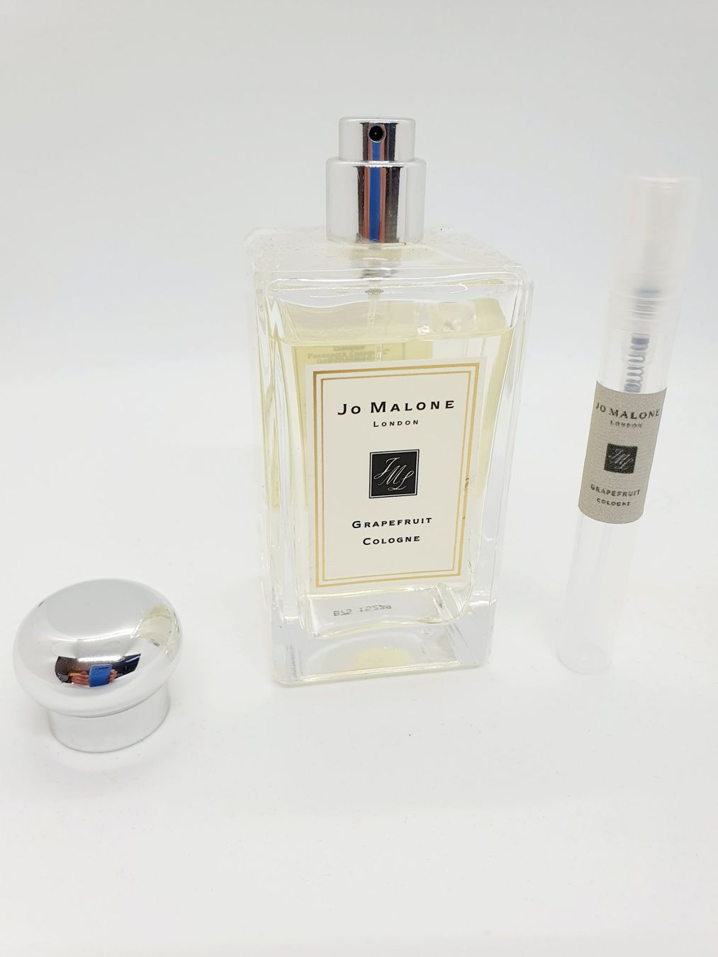 Jo Malone Profumi & Eau de Toilette: 5 ml JO MALONE GRAPEFRUIT ABFÜLLUNG – Nuovo (secondo la descrizione) da St. Gallen venduto da CaliSunshine