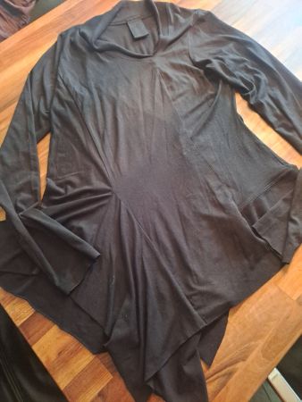 Schwarzer Pulli von Rundholz??Gr.M