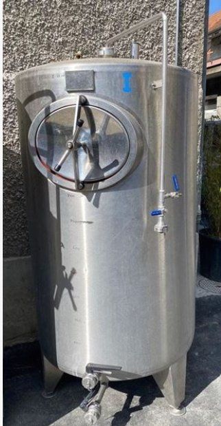 Zubehör: Cuves de fermentation 1000 litres en inox – Gebraucht aus Crans-Montana von bra_mxy7
