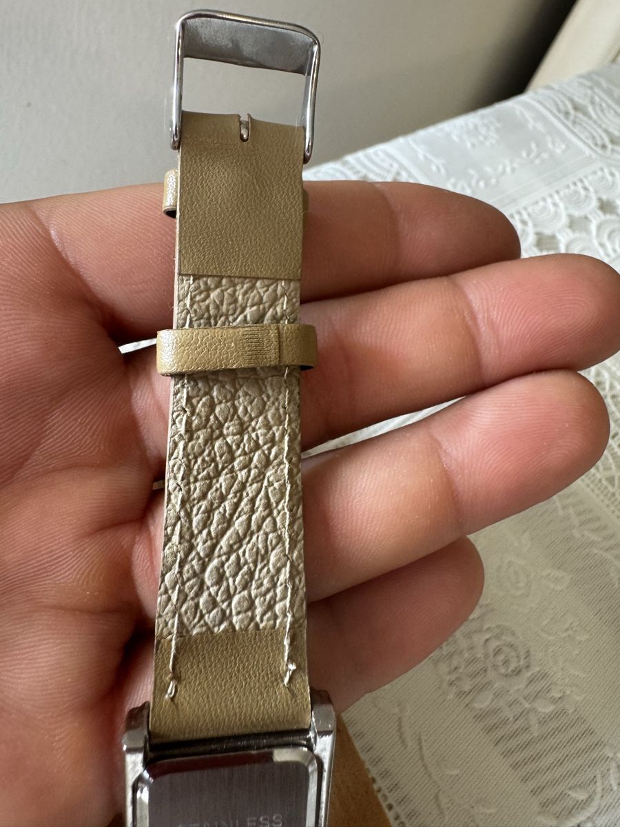 Uhren: Quartz Rectangular Wristwatch Silver  – Gebraucht aus Gerlafingen von naj_vj8s 7