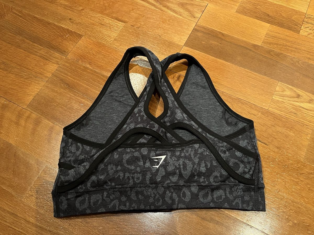Tops: Adapt Animal Seamless Sports Bra – Gebraucht aus Ittigen von str_9dw5 1