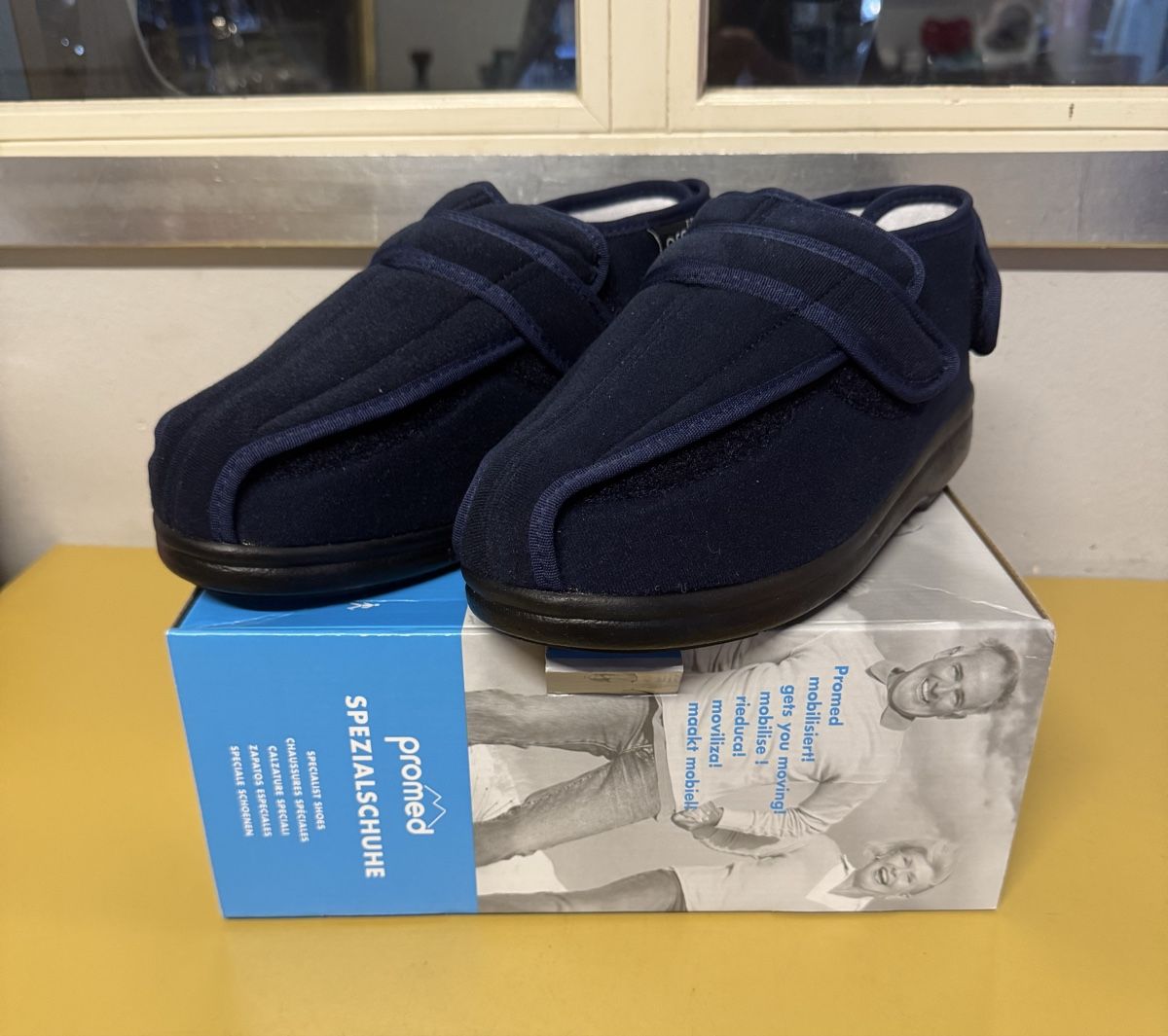 Scarpe da uomo: Promed Spezialschuhe Grösse 41 neu – Nuovo (secondo la descrizione) da Schlieren venduto da Freundlich02