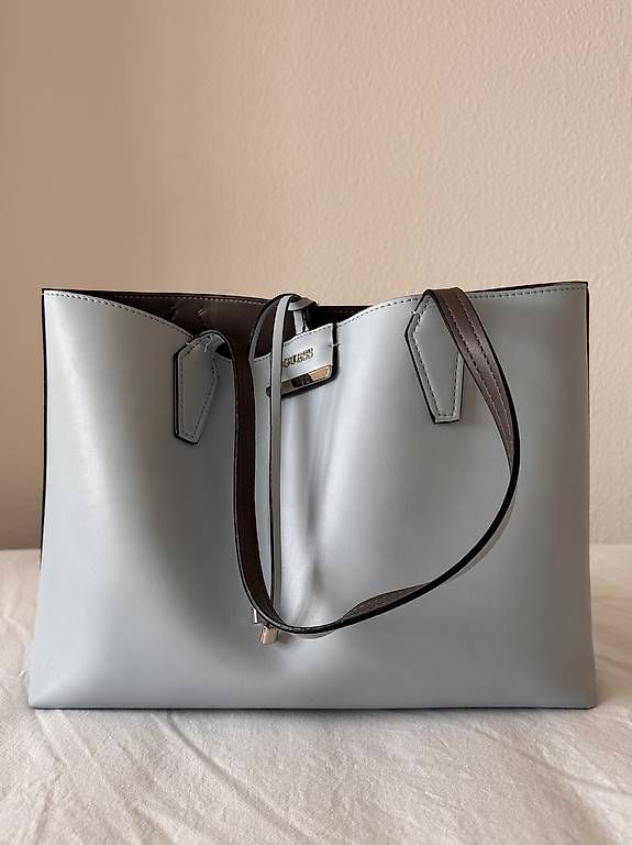 Taschen für Damen: Guess Tote Bag – Gebraucht aus Zürich von Groot2000