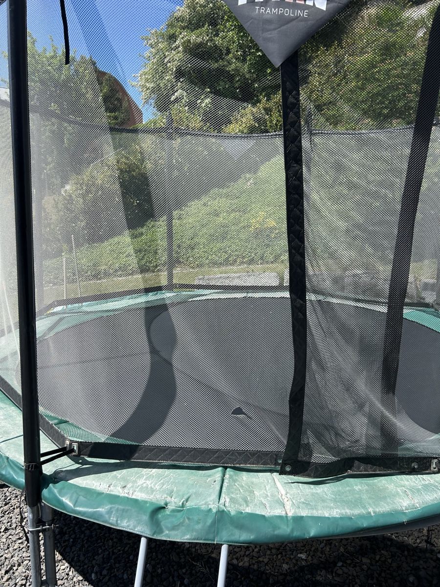 Titan Trampoline: Titan Gartentrampolin ca. 4.3m, gebraucht – Gebraucht aus Zumikon von Ssi01 1