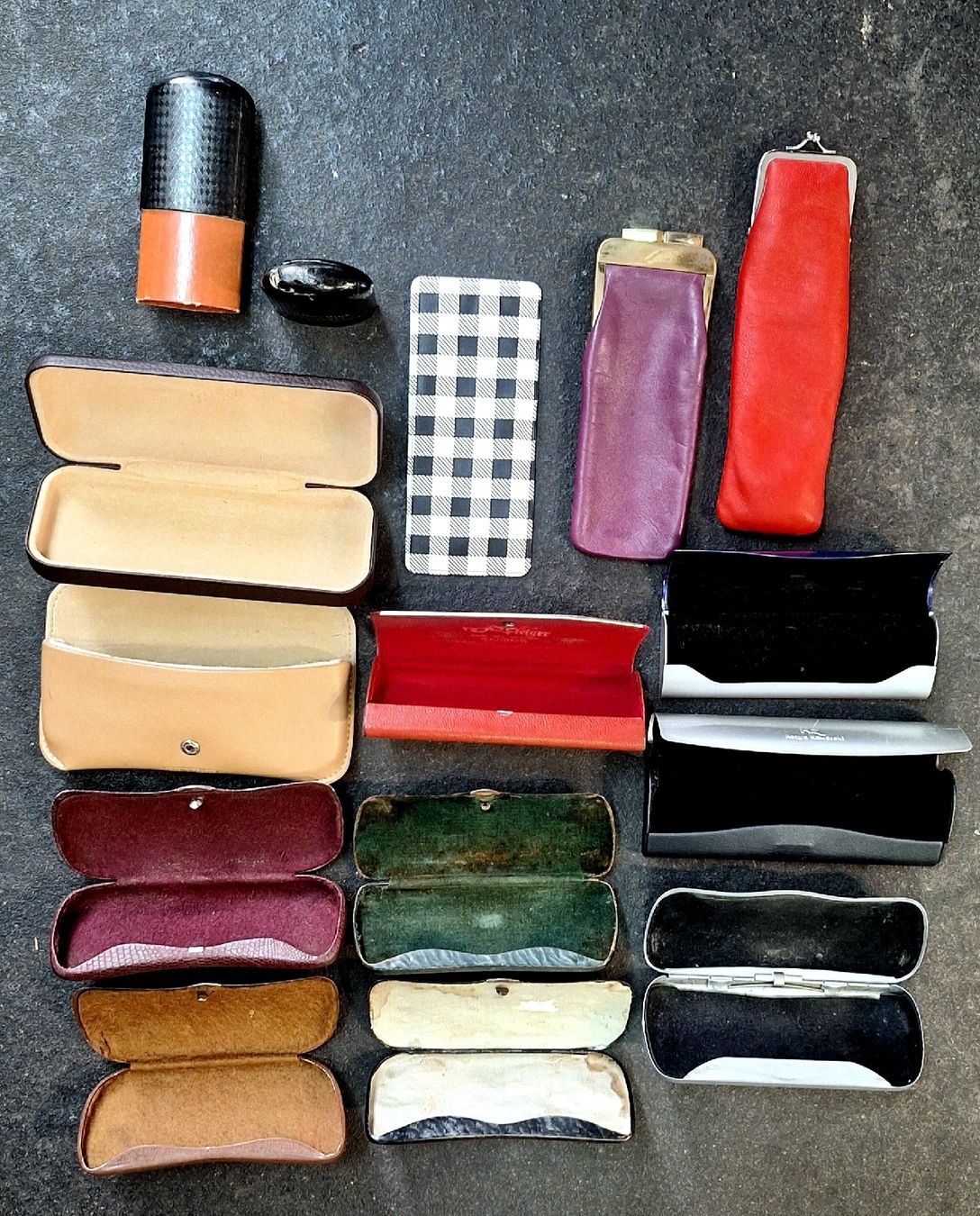 Autres vêtements & accessoires: 17 vintage Brillen Etui  – Défectueux à Emmenbrücke par abu_9mj8 7
