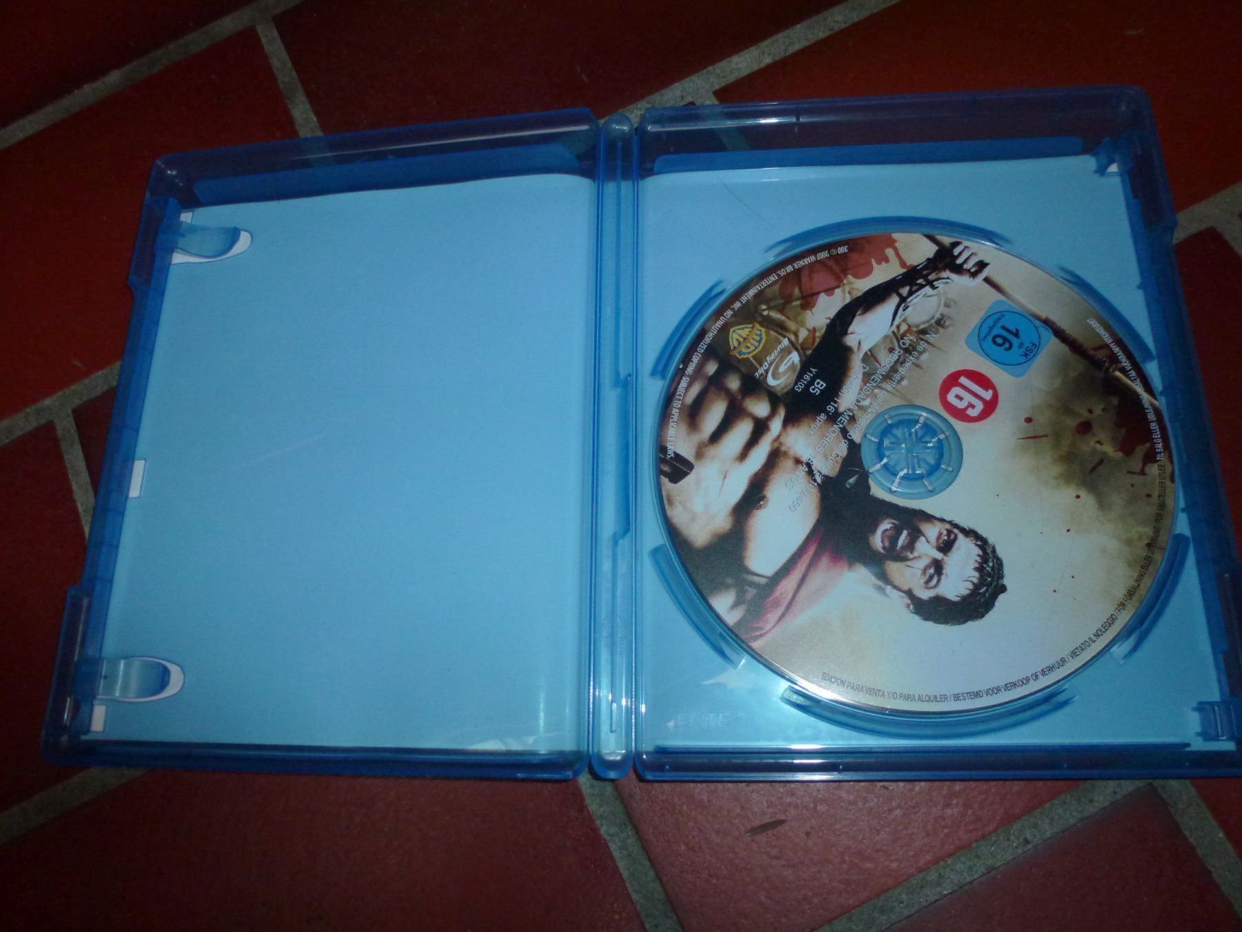 Tutti i DVDs: 300 (BLU-RAY) – Usato da Olten venduto da Disc-Verkauf 1