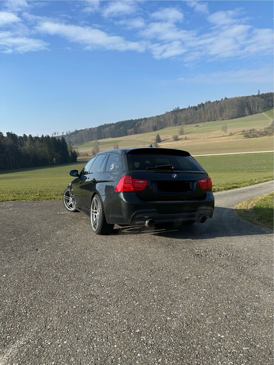 BMW Autos: BMW 335i e91 – D'occasion à Ichertswil par kae_qw87 2
