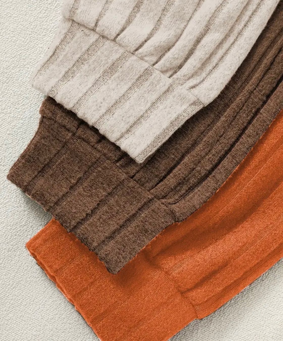 Completi: edler Hosen-2-Teiler, beige ODER braun ODER orange, L – Nuovo e nell'imballaggio originale da Winkel venduto da ferrari2022 3