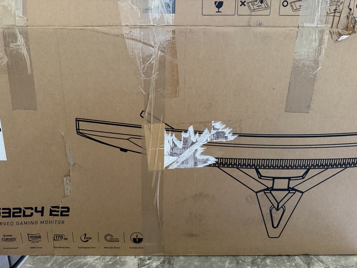 MSI Monitor: Gaming Monitor – Difettoso da Oberbuchsiten venduto da M.G.15