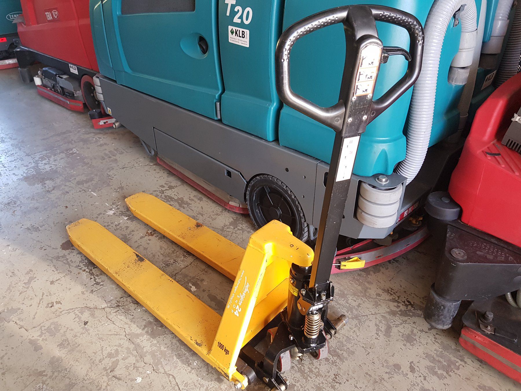 Carrelli elevatori e a forche: Scherenhubwagen, Palettrolli mit 80 cm Hub – Usato da Lengnau AG venduto da TDCB 1