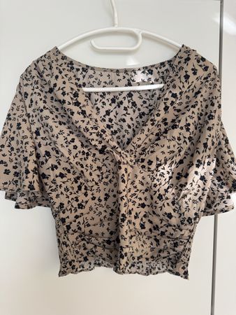 Beige Bluse mit Blumenmuster, Grösse XS-S - Sommer Look!