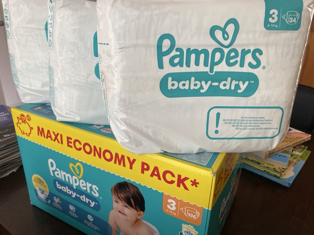 Pampers Windeleimer & Windeln: 238 Windeln Pampers Baby Dry – Neu und originalverpackt aus Erlinsbach SO von Silverstorm