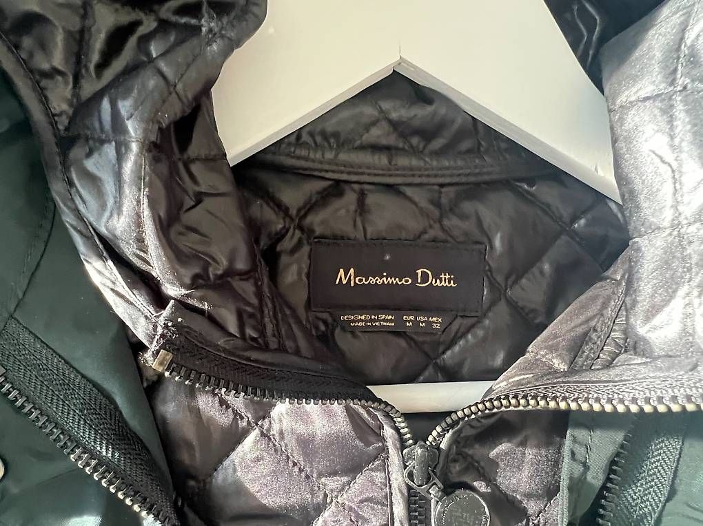Massimo Dutti Giacche: Veste verte Massimo Dutti t.M – Nuovo (secondo la descrizione) da St-Prex venduto da feb_wd8w 2