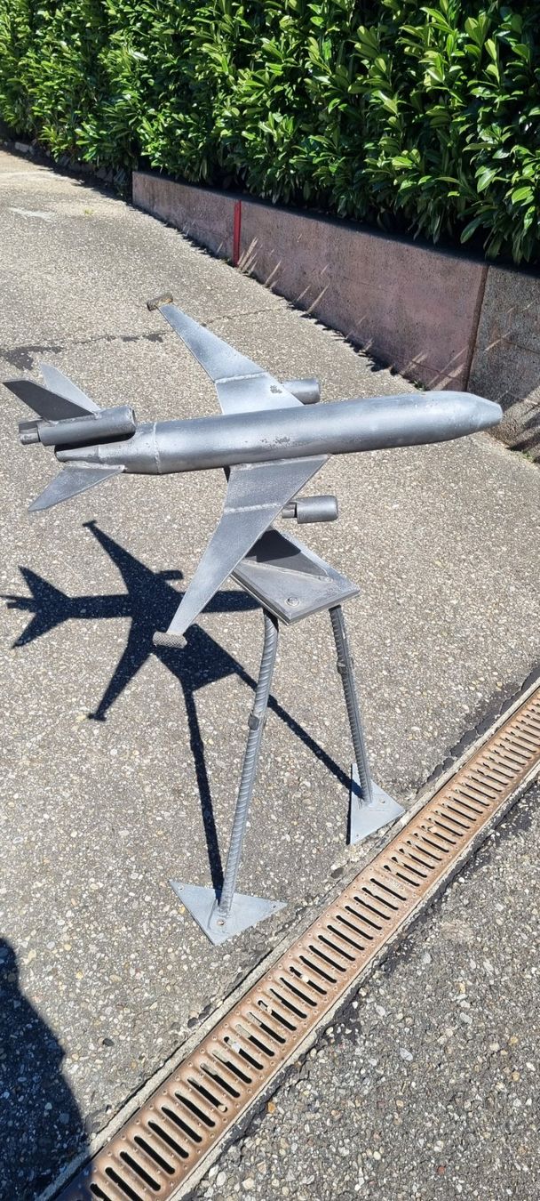 Sculptures & Statues: Eisenskulptur Flugzeug – D'occasion à Boningen par linseee