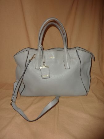 grand sac à main bandoulière en cuir gris DKNY pour femme