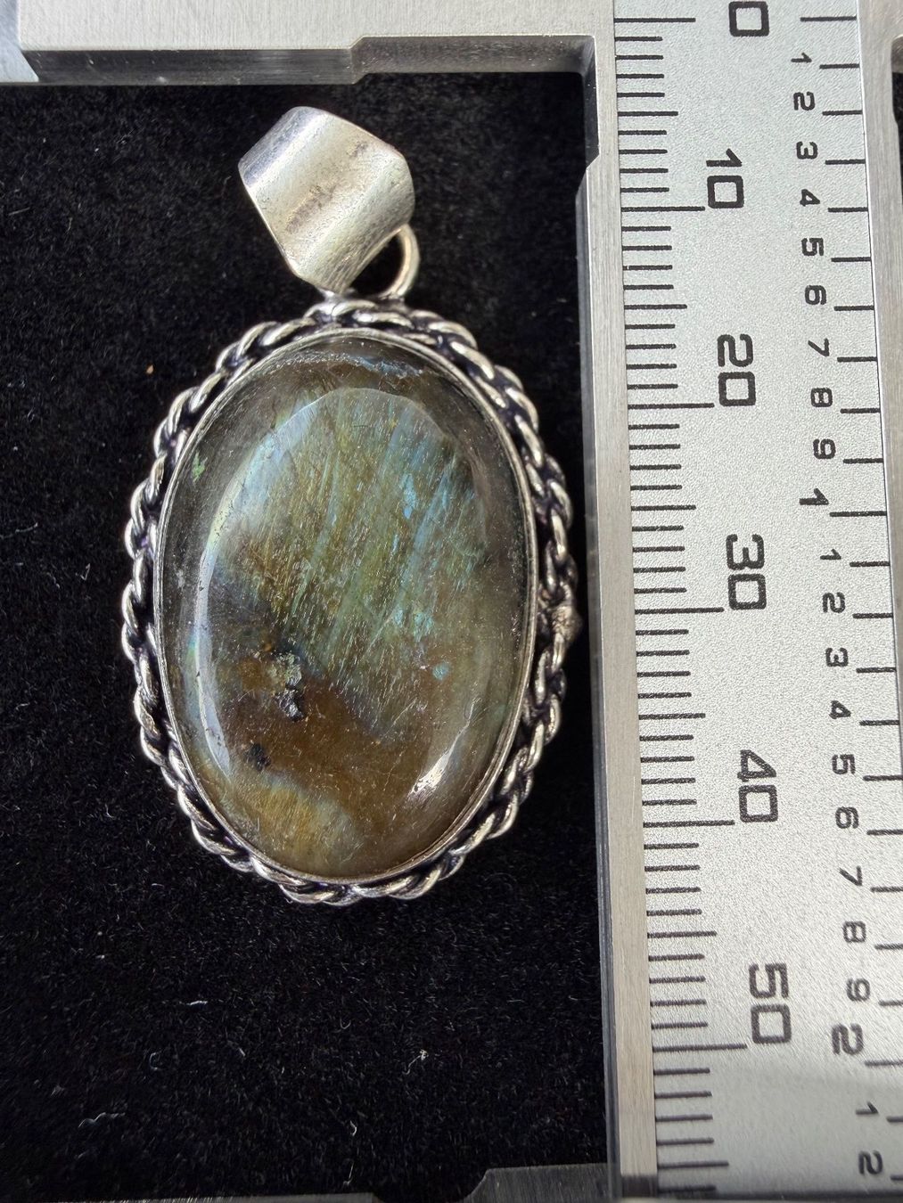 Pietre preziose: Pendentif labradorite – Usato da Bouveret venduto da GemX 2
