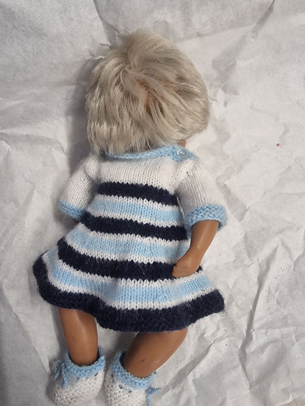 Puppen: Puppe gestreiftes Kleid mit Hausschuhe handgestrickt  – Gebraucht aus Olten von OrientDeko 3