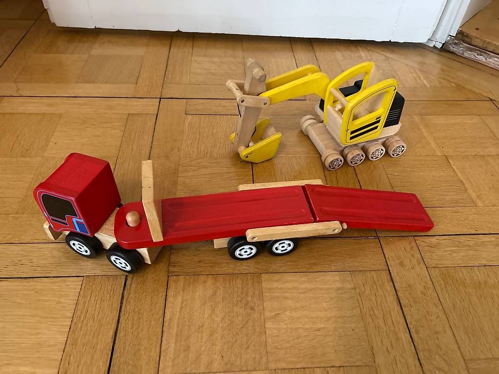 Giocattoli: Holzspielzeug/ Auto/ Bagger – Usato da Degersheim venduto da Principessa_90 2