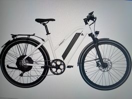 Gebraucht, leicht verkratzt, aber fahrtüchtig