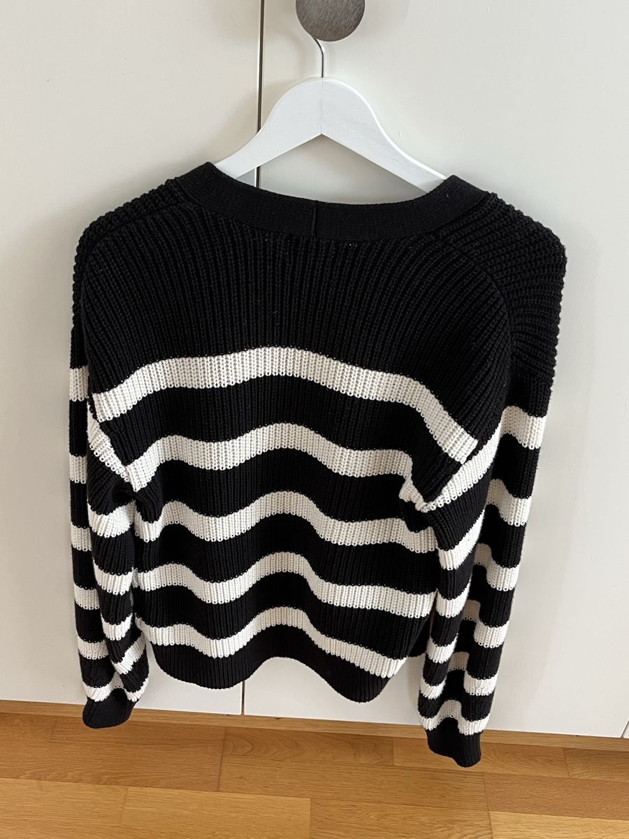 H&M Giacche: Schwarze Strickjacke mit Streifen, Grösse XS – Nuovo (secondo la descrizione) da Horgen venduto da lau_mb8n 1