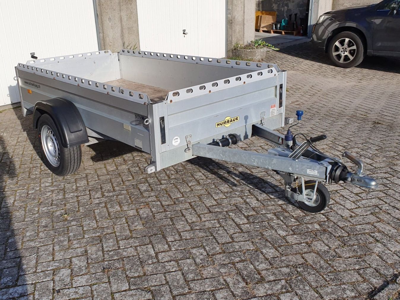 Humbaur Rimorchi: 1-Achs Anhänger mieten – Usato da Münchenbuchsee venduto da Kirchen
