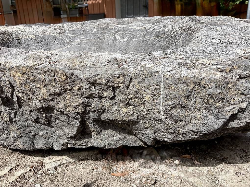 Stagni & Fontane ornamentali: Naturstein Trog Gartenbrunnen – Usato da Herisau venduto da Usuperman 3