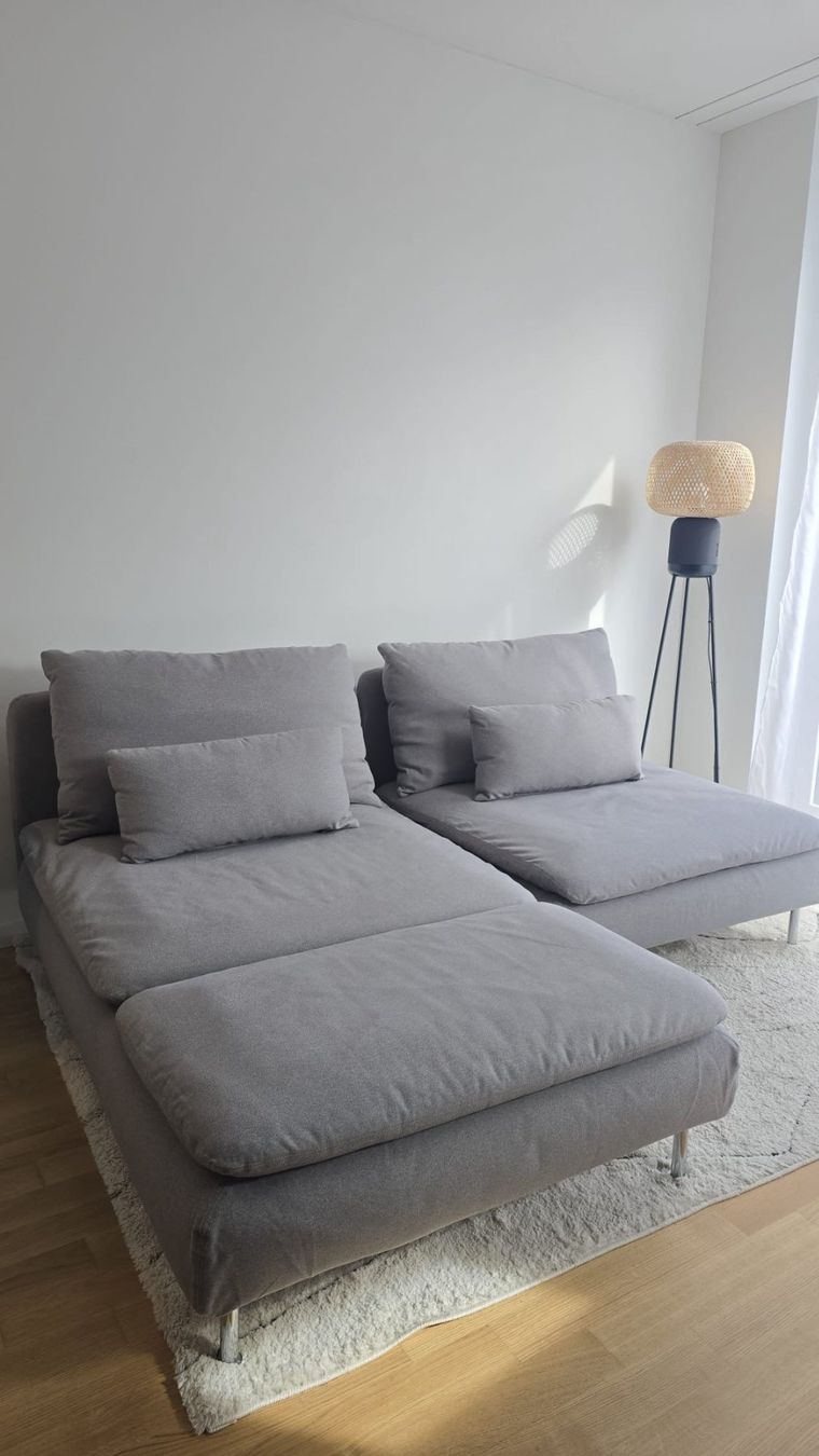 Ikea Divani: SÖDERHAMN, 2er-Sofa mit Récamiere, Tonerud grau – Usato da Zürich venduto da kil_fb7g