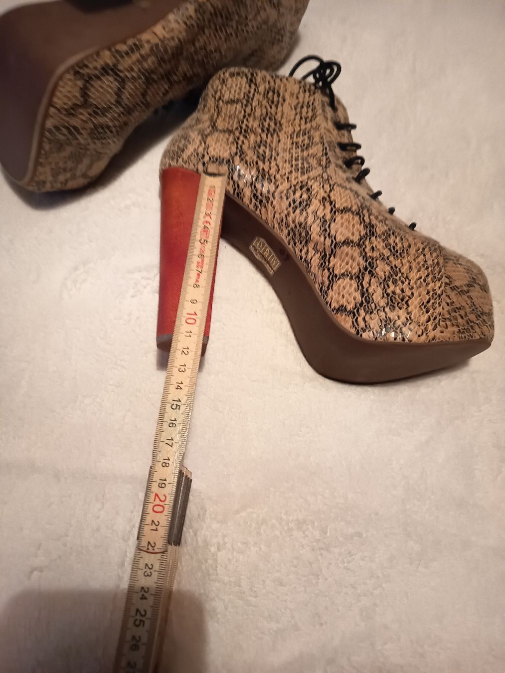 Damenschuhe: Leder Schnürstiefel – Neu (gemäss Beschreibung) aus Pratteln von Thermocare 2