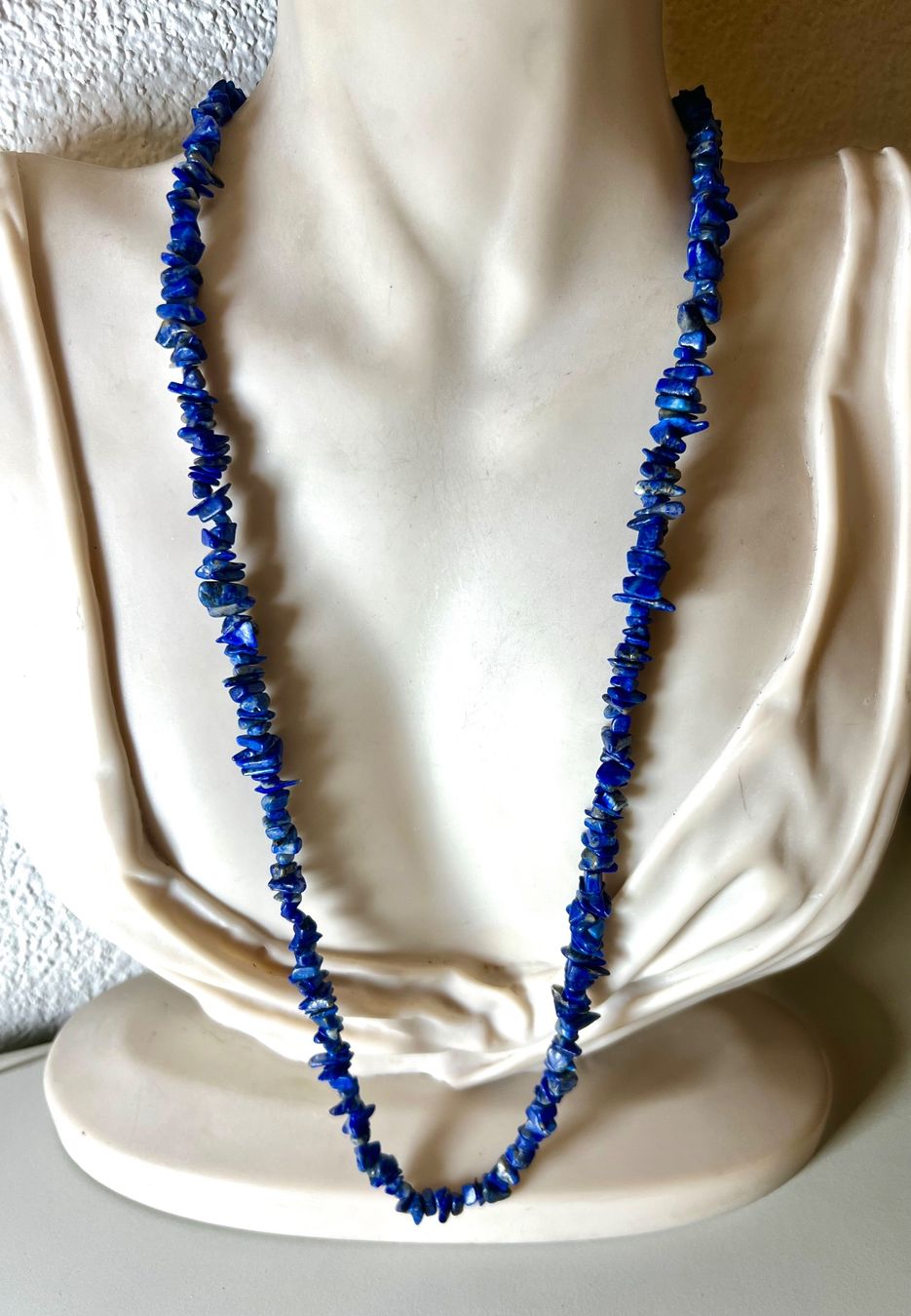 Catenine: FARBINTENSIVE SODALITH LONG KETTE  - 70cm - HANDGEFERTIGT – Usato da Ruswil venduto da artbyhand 2