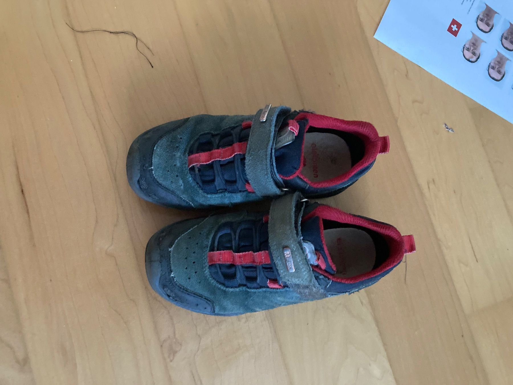 Elefanten Chaussures garçon: Kinder Turnschuhe Elefanten Grösse 31 – D'occasion à Menziken par Ale.burri 3