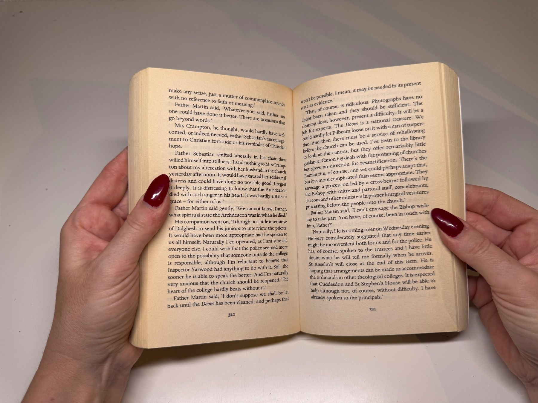 Libri: NOVEL: P.D. James, Death in holy Orders – Usato da Grosswangen venduto da English_books 8