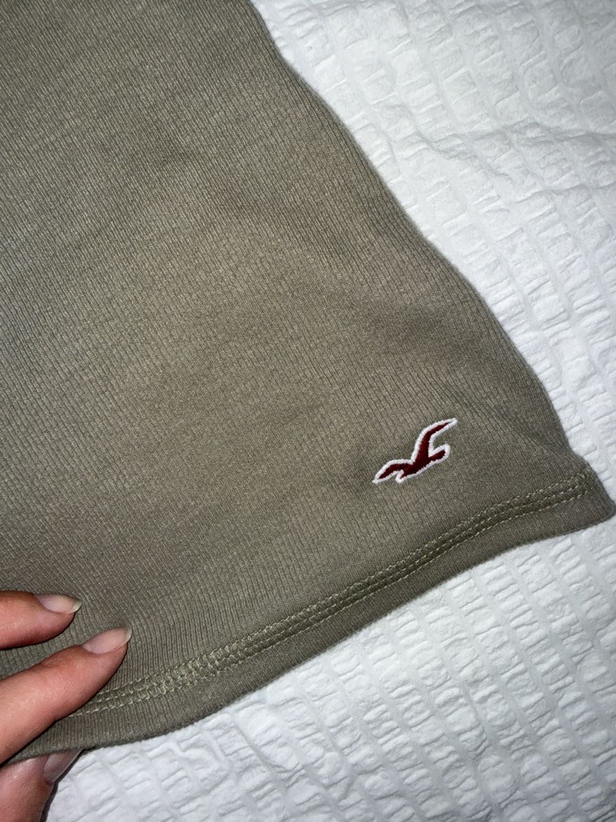 Hollister Top: Camitop Khaki von Hollister – Nuovo e nell'imballaggio originale da Bottmingen venduto da Itsclaire 5