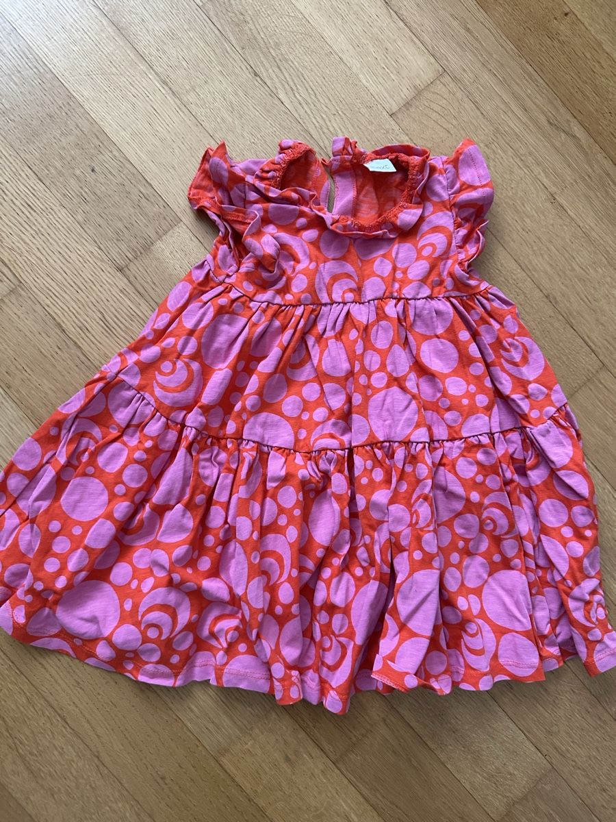 Robes et jupes: Next Mädchen Kleid Gr.92 – D'occasion à Zürich par audrey_dri