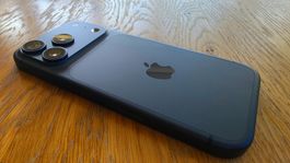 iPhone 17 Pro, Deep Blue, 256GB