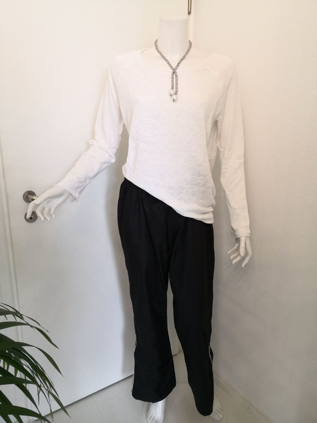 Pantaloni: 🤩CELSTUS JOGGING-HOSE SCHWARZ – Nuovo (secondo la descrizione) da Olten venduto da Naja-Twins-Twins 2