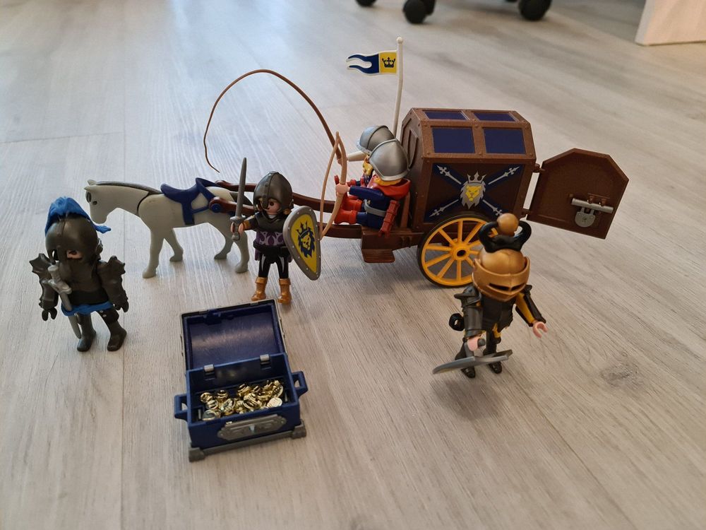 Playmobil Ritter mit Kutsche (Gebraucht) in Adlikon für CHF 10 – mit ...