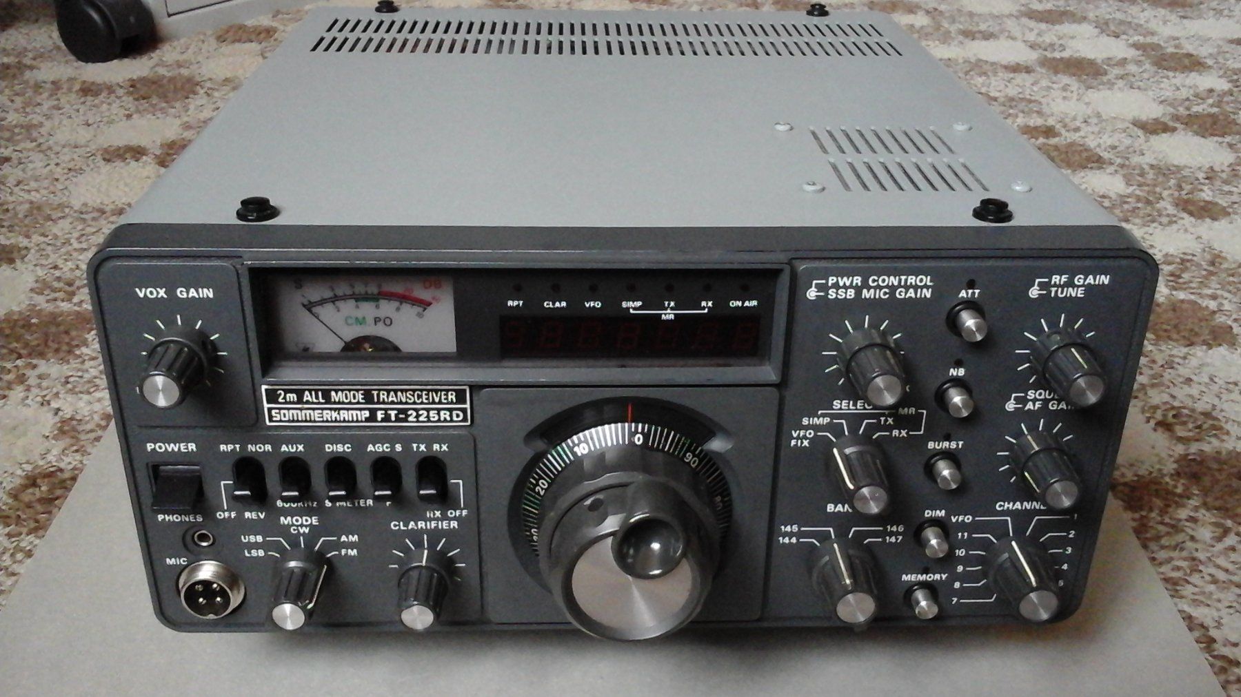 Radiocomunicazione: Sommerkamp FT-225RD 2m Allmode Transceiver (Oldtimer) – Usato da Farnern venduto da Radiovox 6
