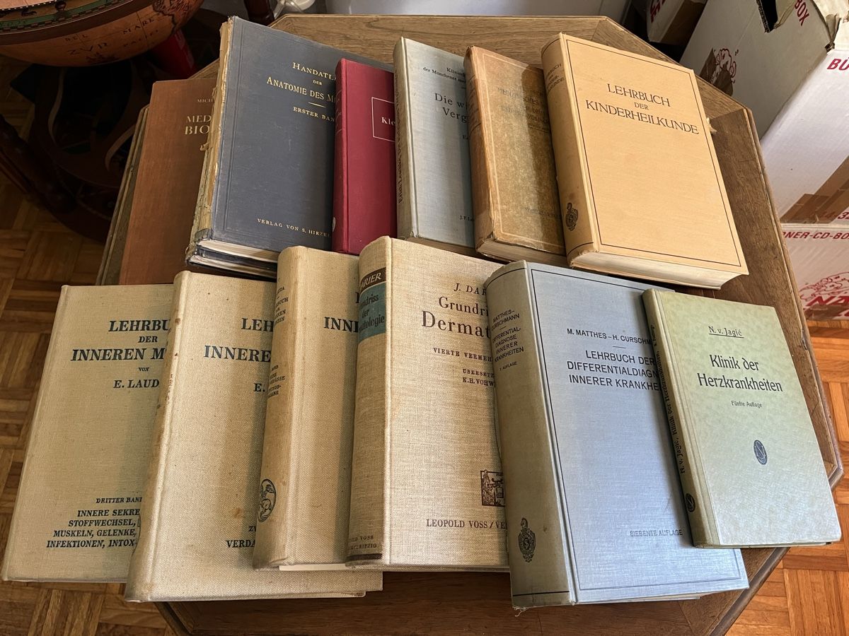 Libri: Medizinische Bücher alt – Usato da Zürich venduto da Gurly