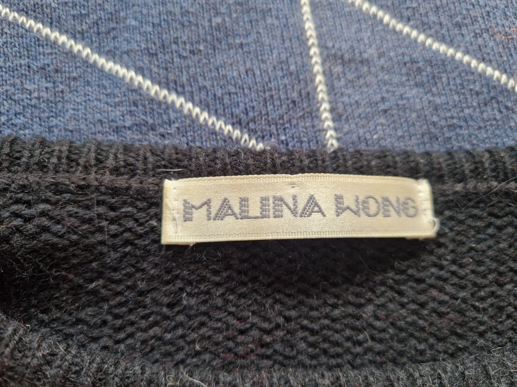 Maglioni & Felpe: Malina Wong Pullover Wolle Muster rot ca L – Usato da MUEHLAU venduto da ibo_5c7d 1