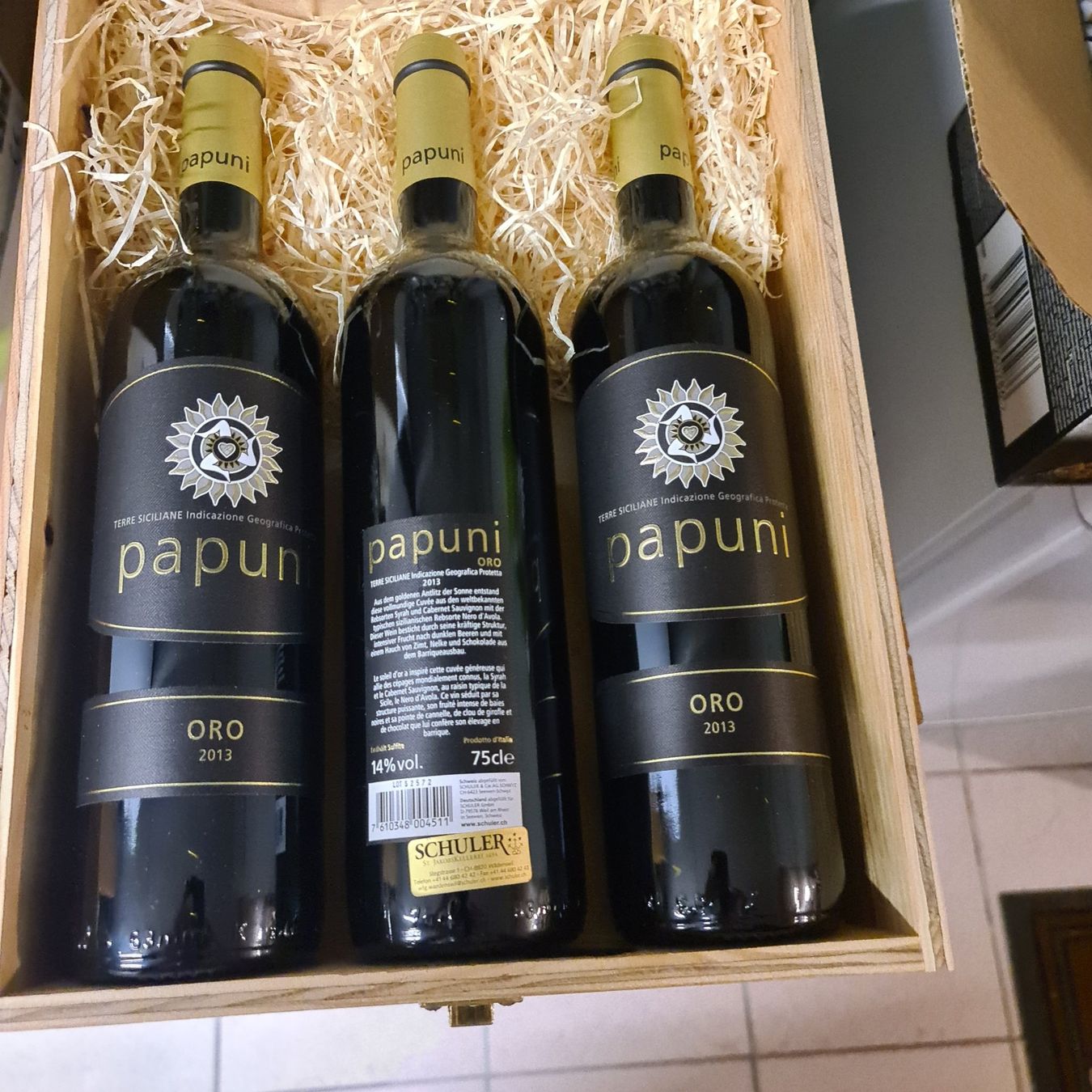 Vino: Papuni / Oro 213 – Usato da Hütten venduto da Edeli5 1