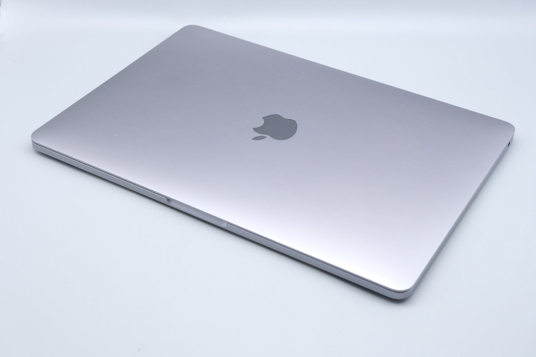 Apple Notebooks: Apple MacBook Pro 2019 13Zoll Touchbar A2159 ICloud Lock – Gebraucht aus Ramsen von Studio82 1