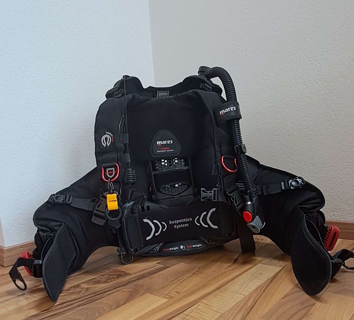 Mares Détendeurs & Vestes: Mares Hybrid Pure BCD – D'occasion à Niederdorf par fah_9wky 3