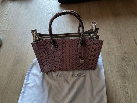 Sac en cuir rose Michael Kors