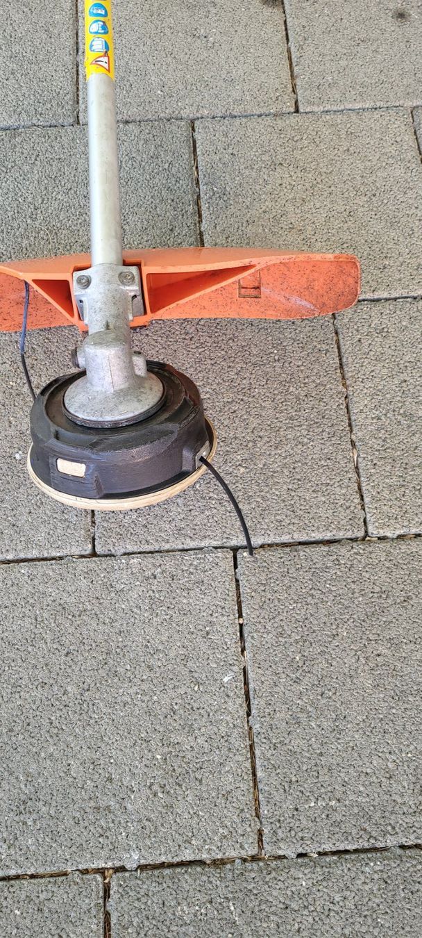 Stihl Tutte le macchine: Rasentrimmer Stihl FR 480 C sehr beliebt bei Landwirtschaft – Usato da Seelisberg venduto da Tailor 2