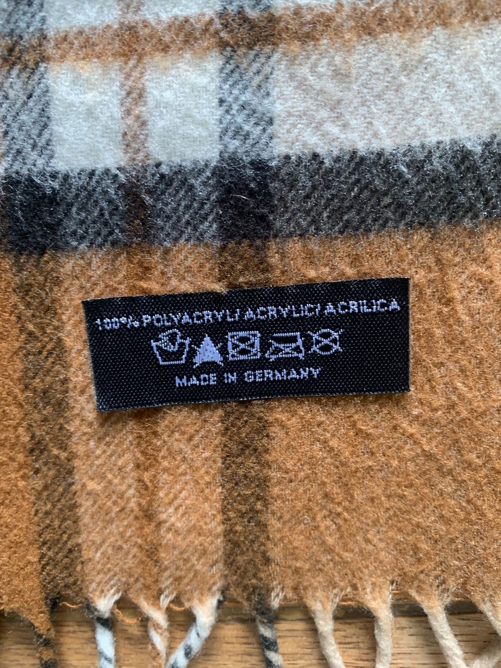 Foulard & Sciarpe: Echarpe acrylic made in Germany – Usato da Genève venduto da sanchka0 2