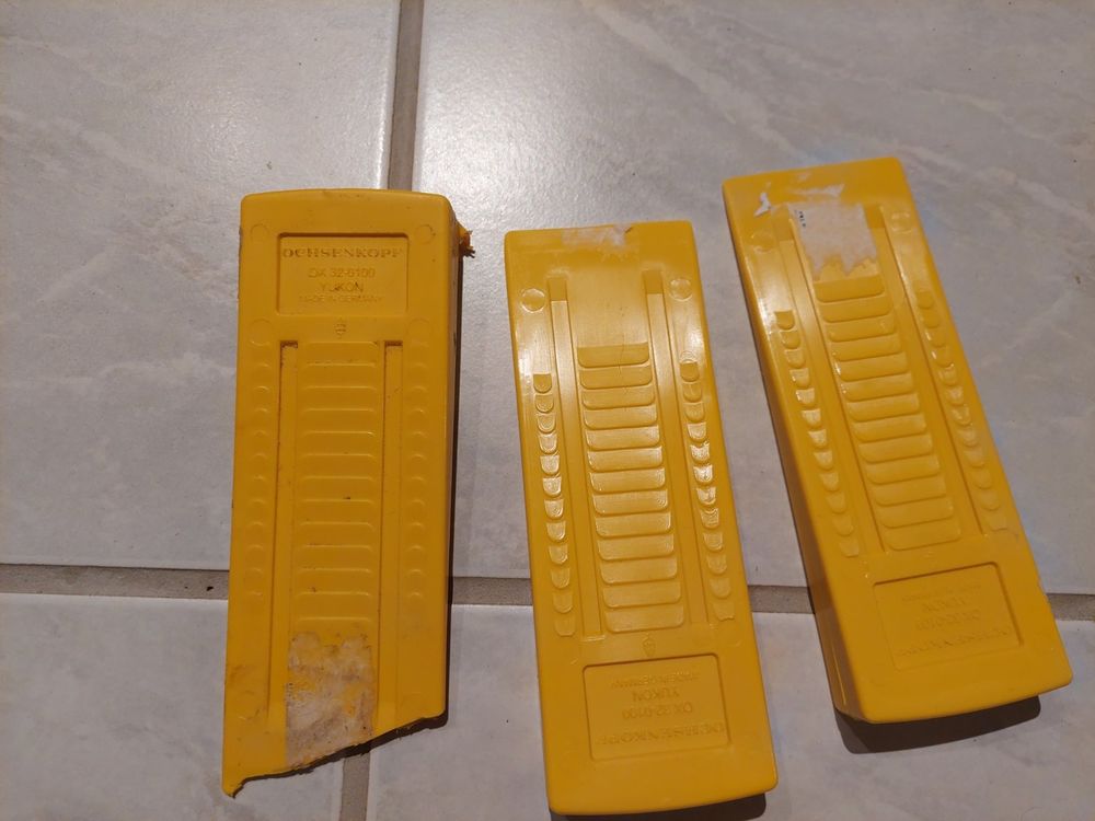 ROMISBABA Baumfällkeile 2 Stück - Kunststoff Keile Mit Spike Für Kettensägen