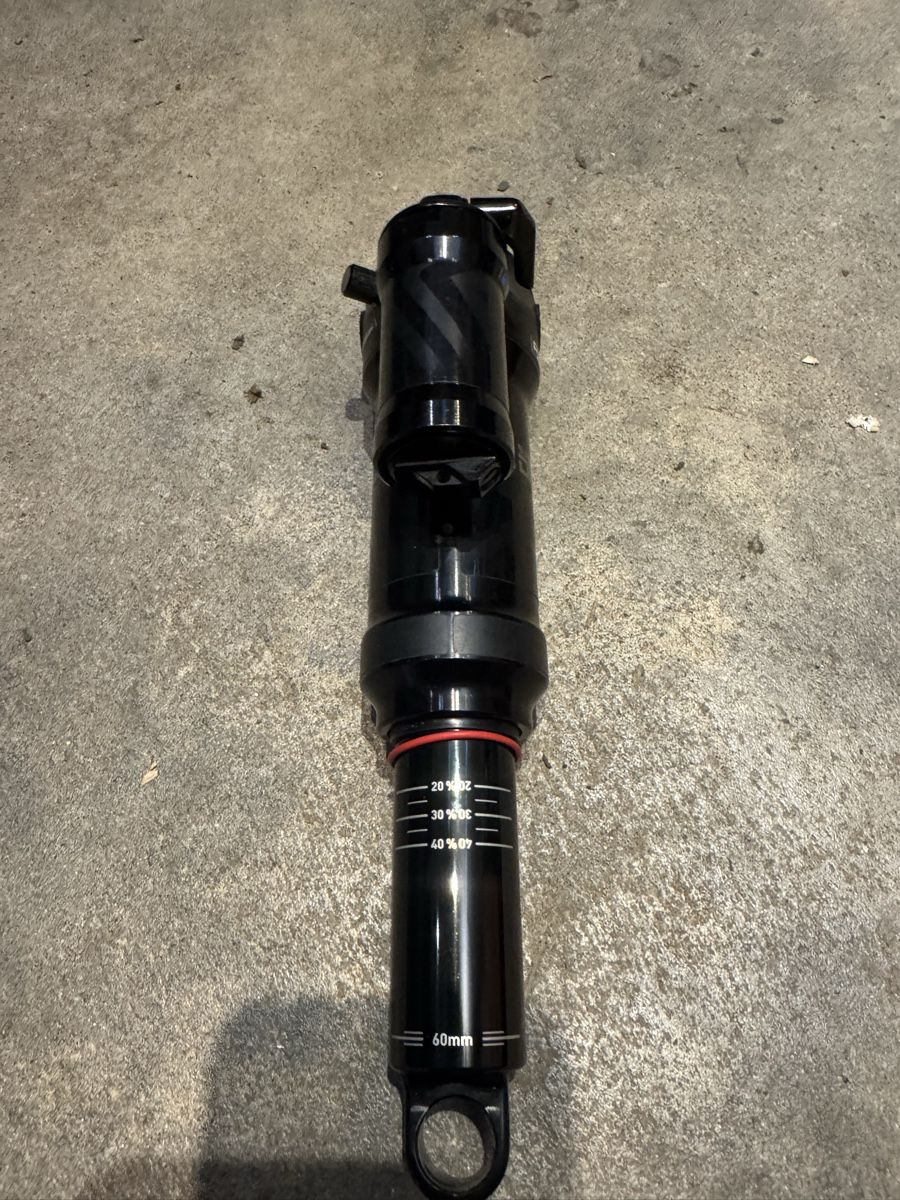 Rockshox Pezzi di ricambio: Rockshox Super Deluxe Select+ Dämpfer – Usato da Erlinsbach venduto da speed.wiz8 1