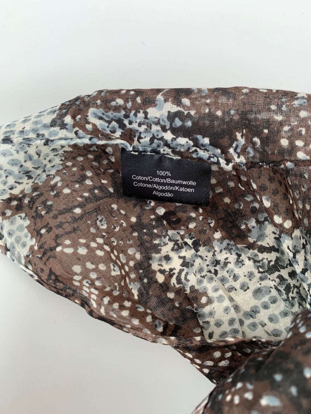 Foulard & Sciarpe: Foulard BW – Usato da Winterberg ZH venduto da vanilleinspiration 2